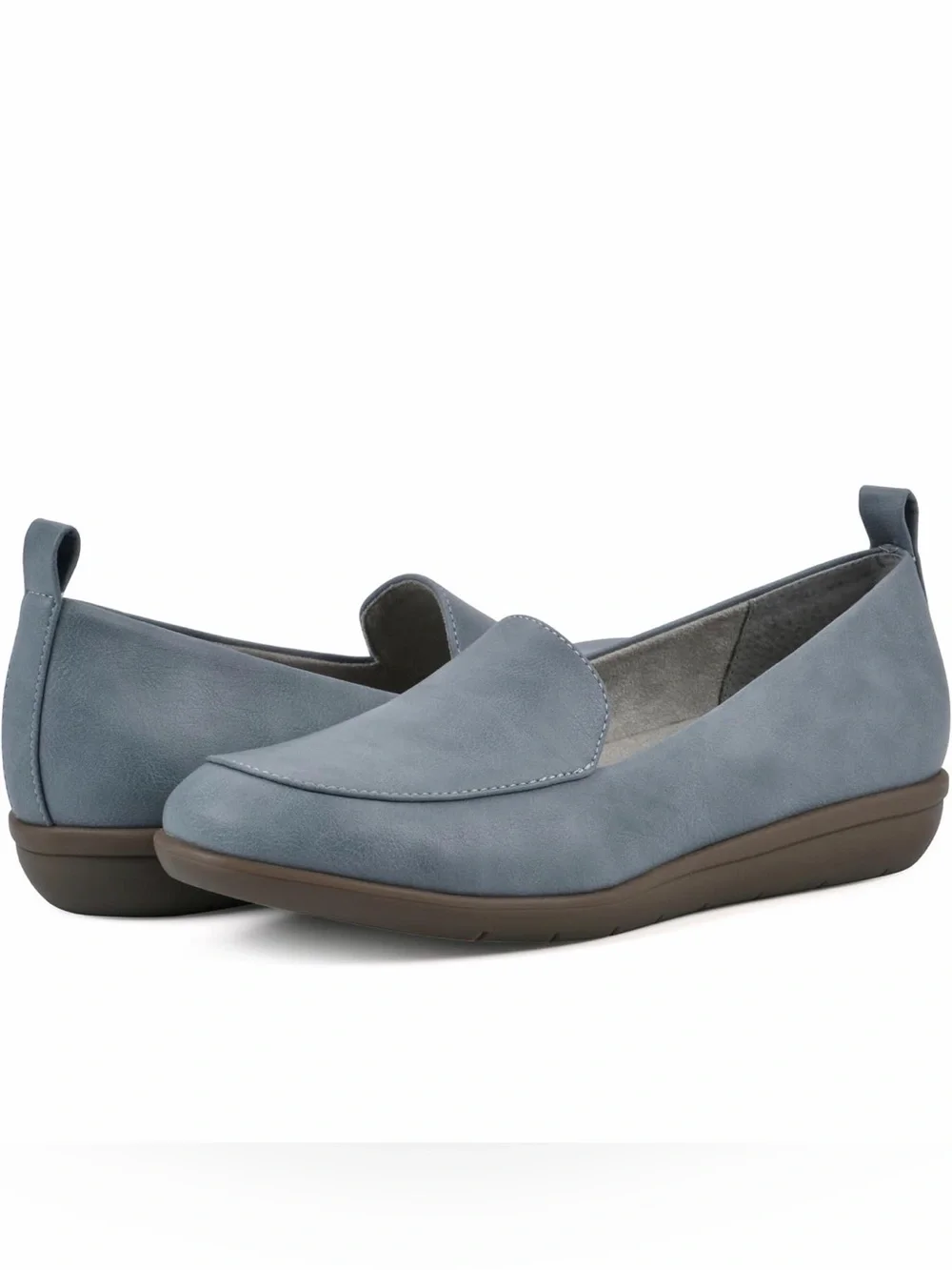 Cliffs by WHITE MOUNTAIN Twiggy Loafer in Blue/Grainy